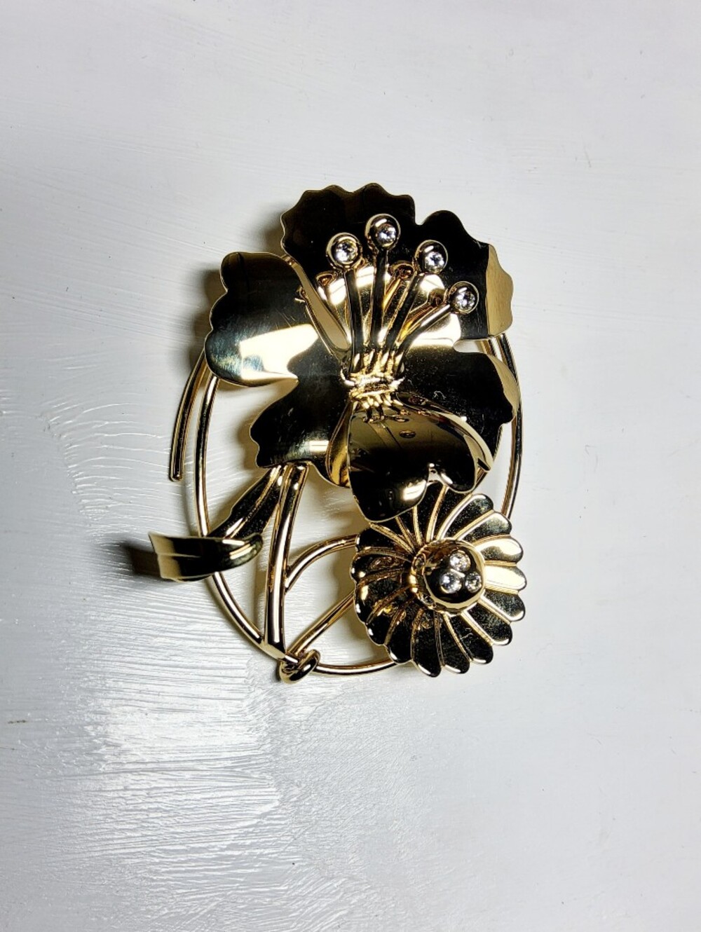 NWT-J.W. Anderson Gold Floral Crystal Ear Cuff